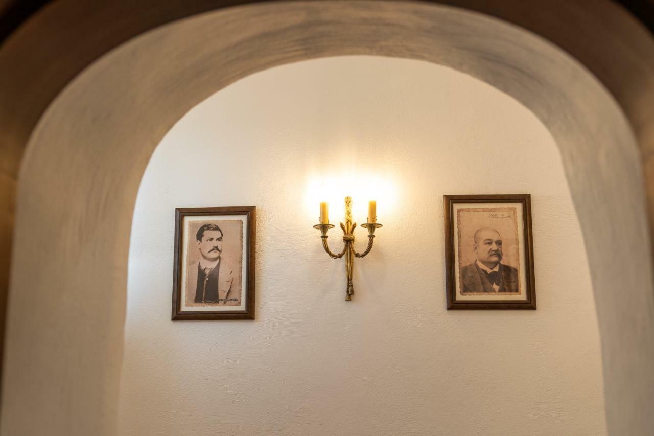 Historic Apartment In The Heart Of The City Veliko Tărnovo Exterior foto