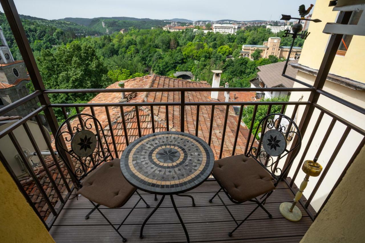 Historic Apartment In The Heart Of The City Veliko Tărnovo Exterior foto